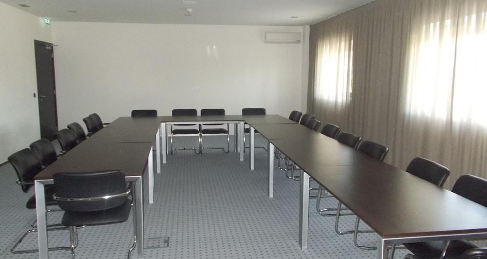 Hotel Dos Zimbros 세심브라 외부 사진